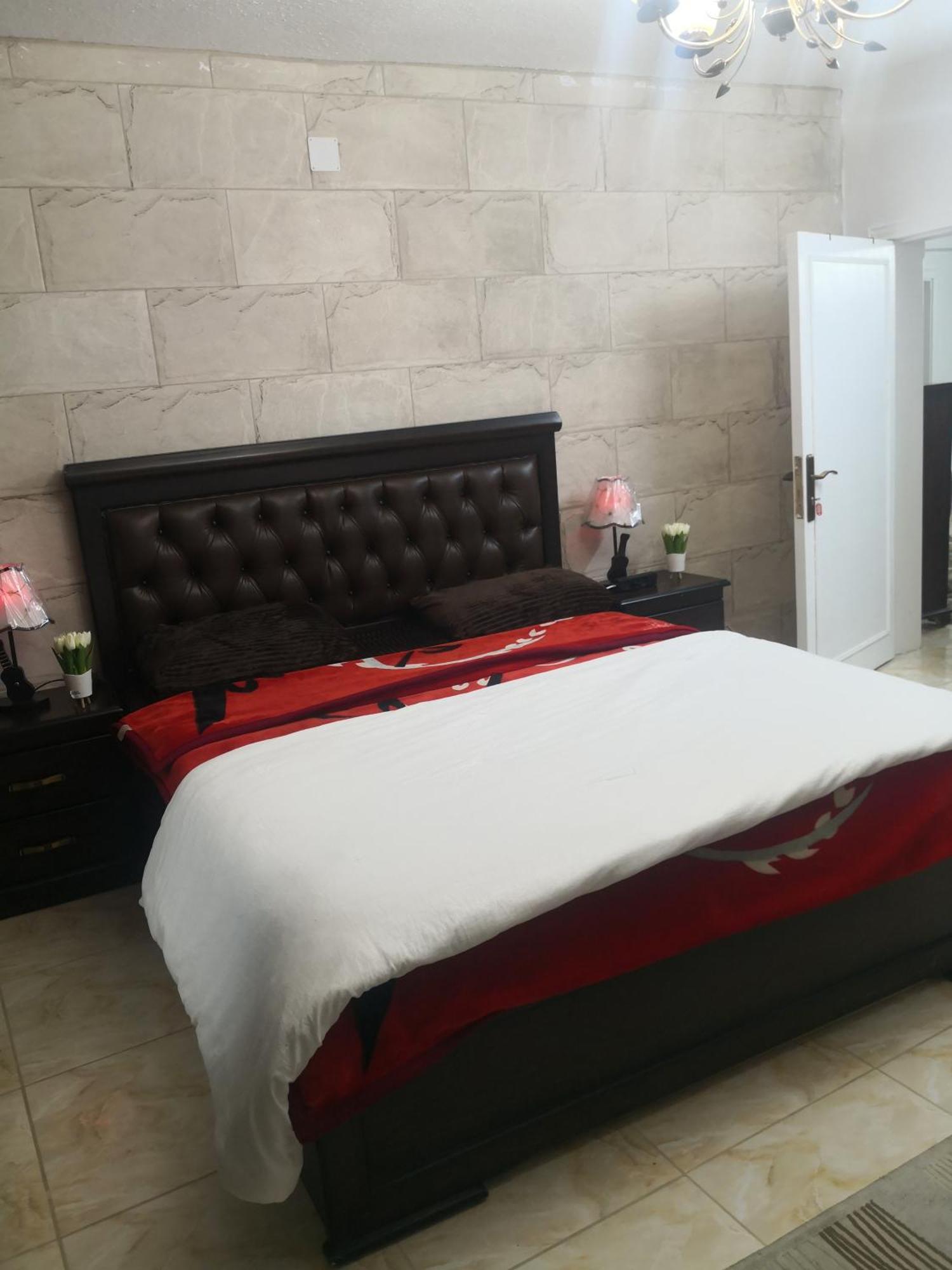 White Tulips Apartment الزنبقة البيضاء جرش المظهر الخارجي الصورة